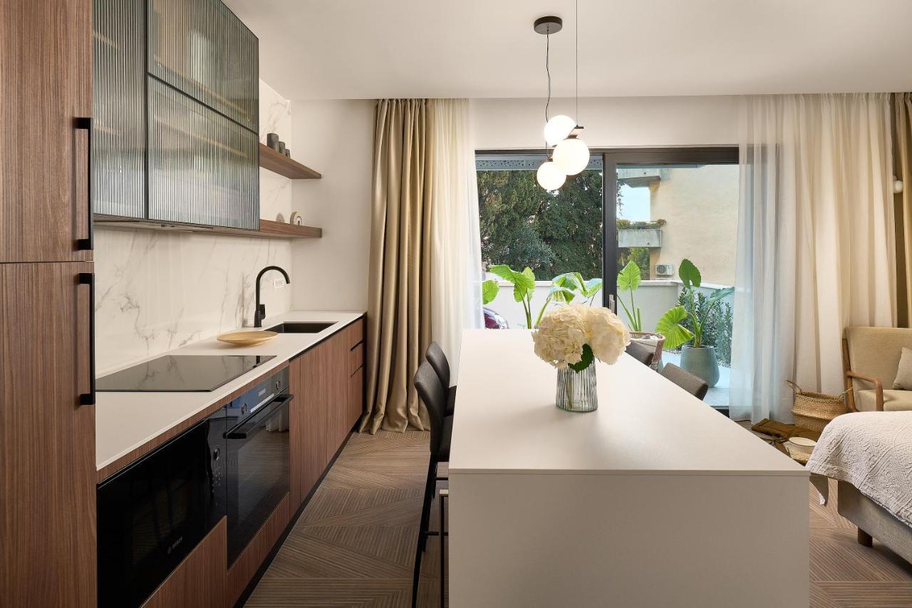 Luxury Apartments Villa Mala Split Bagian luar foto